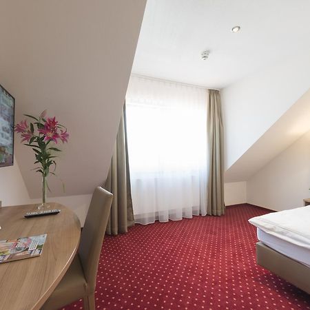 Hotel Restaurant Baeren Isny im Allgau Bagian luar foto