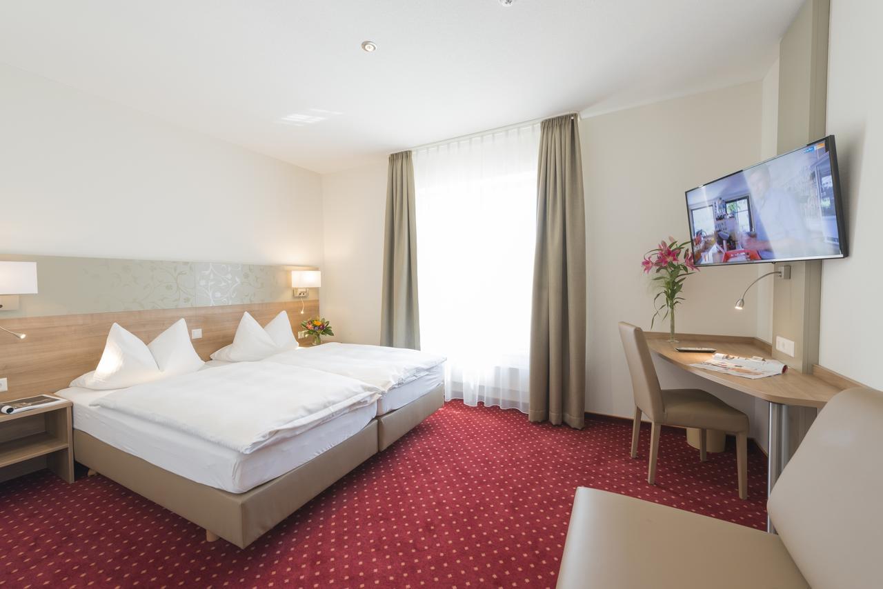 Hotel Restaurant Baeren Isny im Allgau Bagian luar foto
